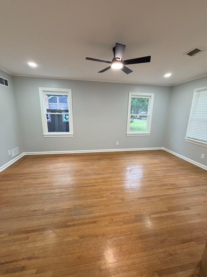 2311 Lovitt Dr - Photo 6 of 20