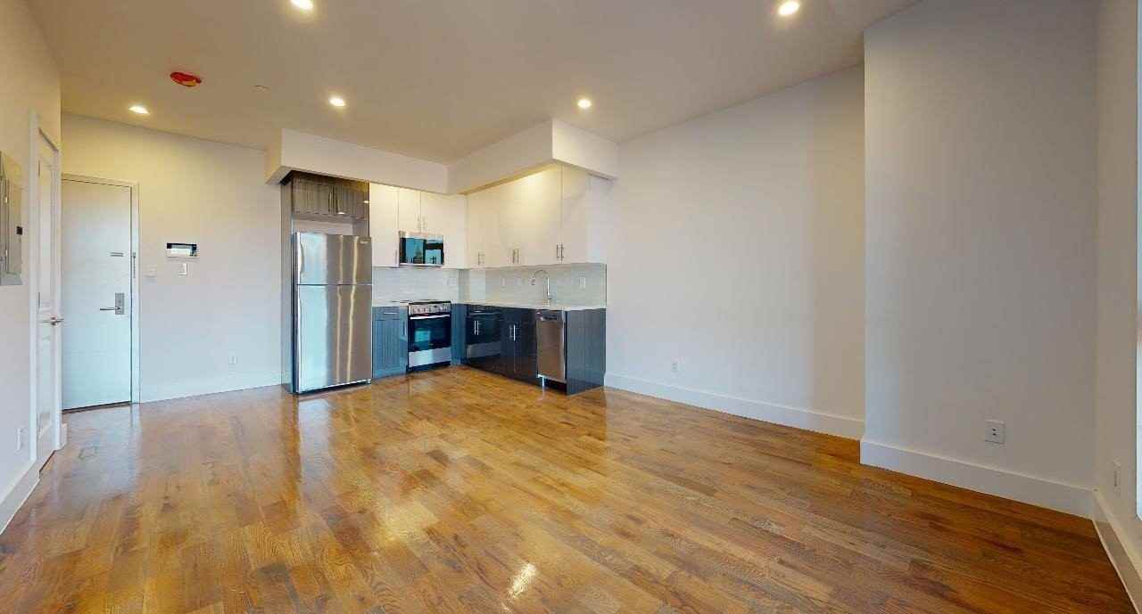 138-28 Queens Blvd - Photo 3 of 7