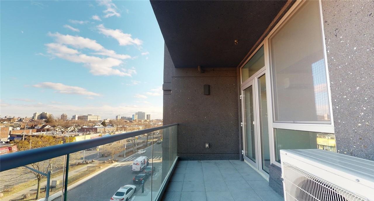 138-28 Queens Blvd - Photo 4 of 7