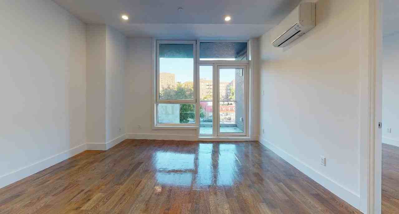 138-28 Queens Blvd - Photo 6 of 7