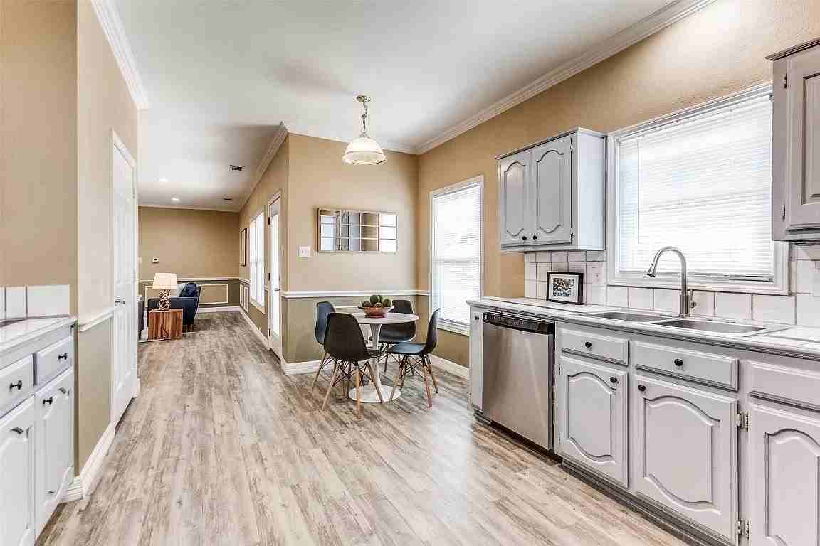 5501 E Side Ave - Photo 5 of 12