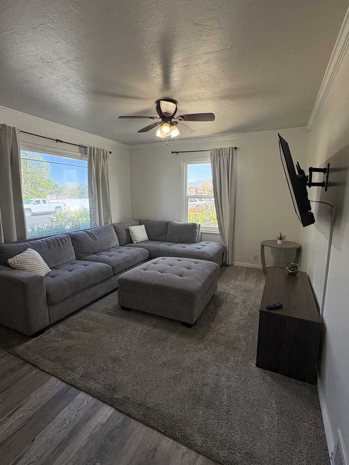 842 Ne - Photo 2 of 19