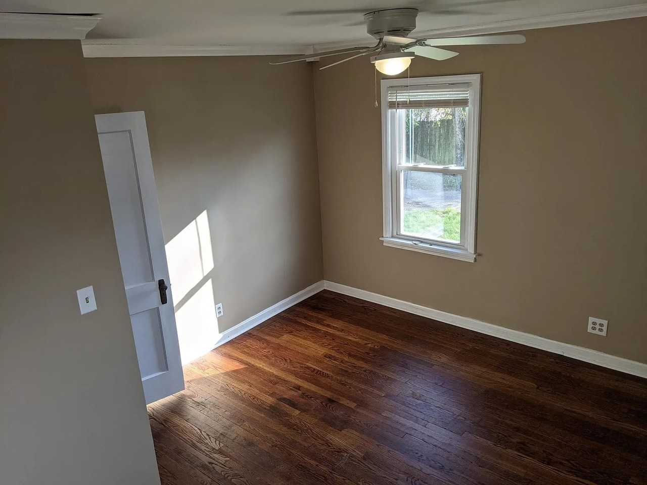 1719 Shirley Ave - Photo 6 of 8