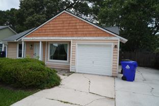 1133 Oakcrest Dr - Photo 1 of 1