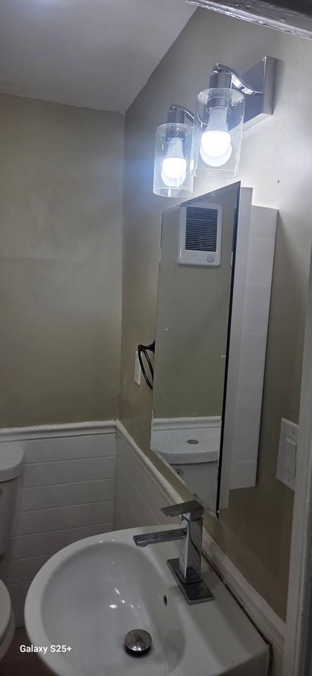 1612 N 54th St - Photo 5 of 11