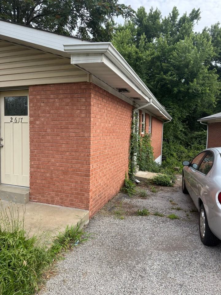 2617 Hord Ave - Photo 3 of 9