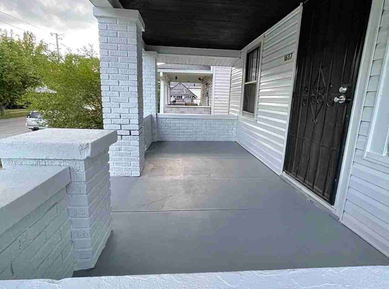 1637 S State Ave - Photo 2 of 10