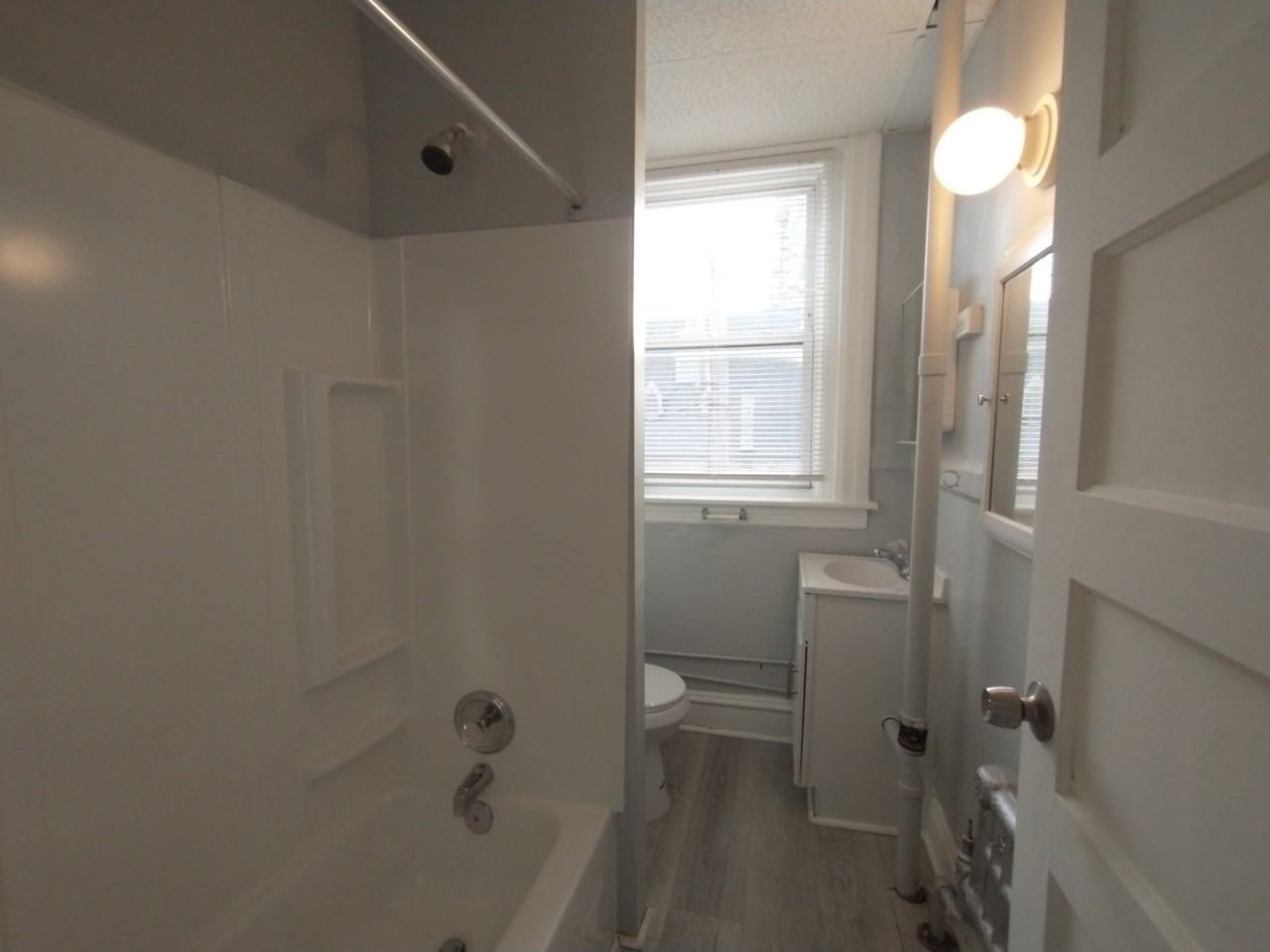 307 Dolphin St #4B - Photo 6 of 10