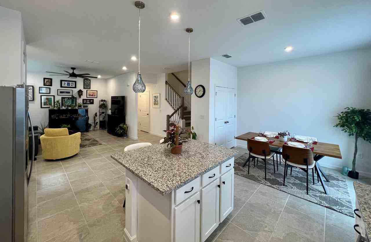 1151 Boardwalk Pl #1 - Photo 6 of 18