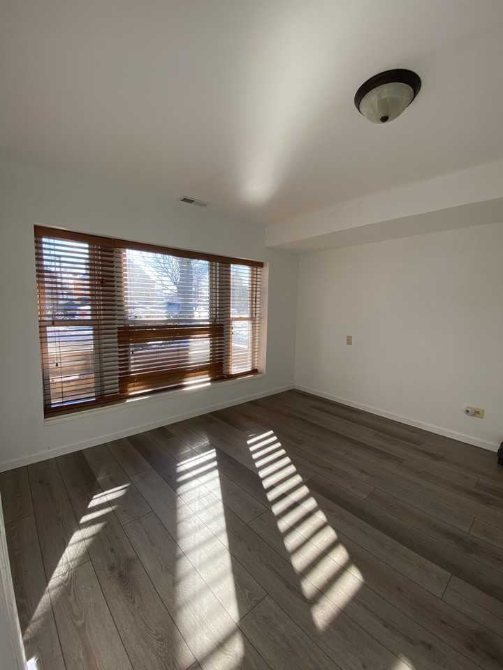 5954 W Leland Ave #BS - Photo 2 of 17