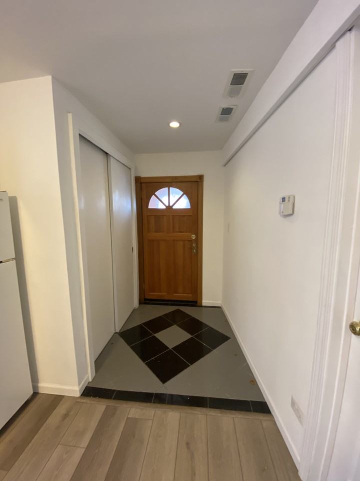 5954 W Leland Ave #BS - Photo 7 of 17
