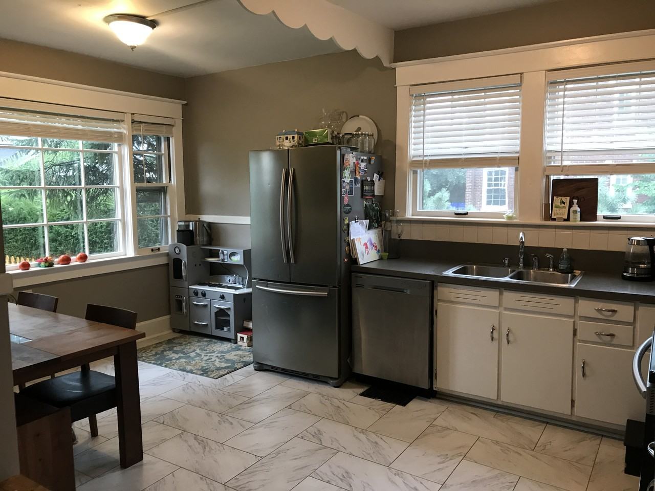 1109 Richmond Rd #1 - Photo 6 of 24