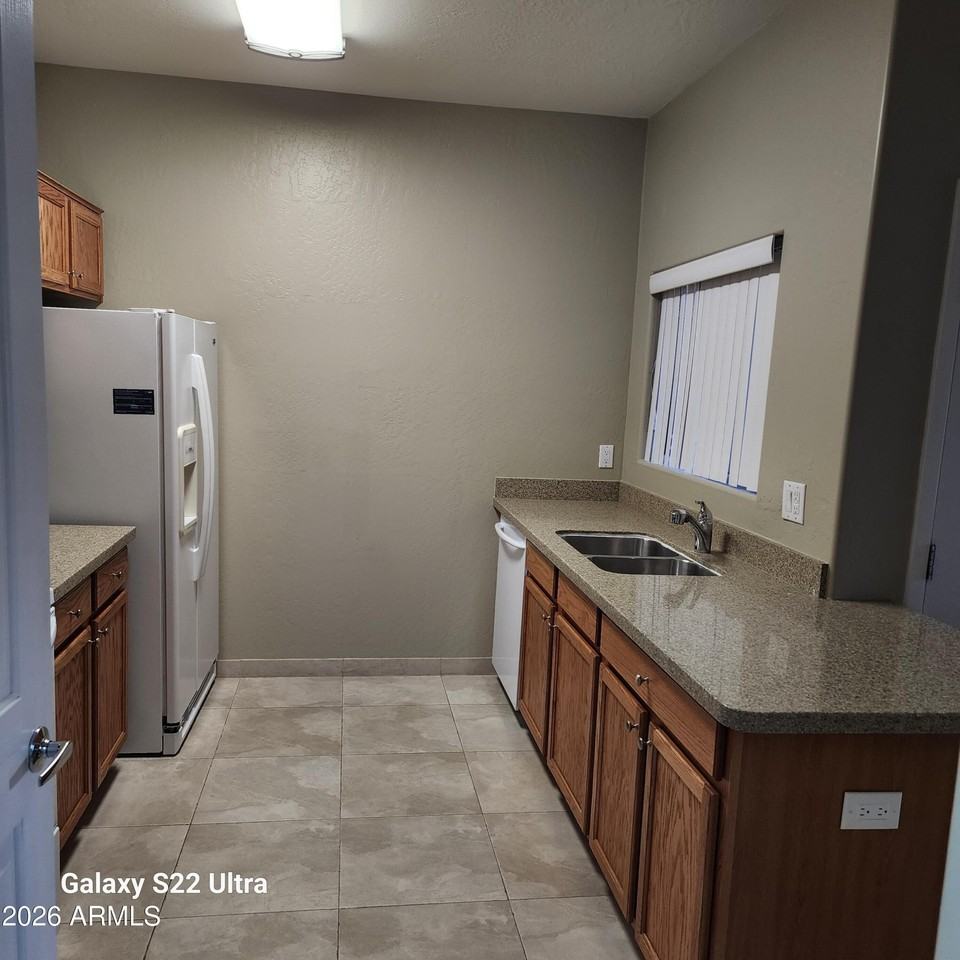 11260 N 92nd St #1033 - Photo 7 of 19