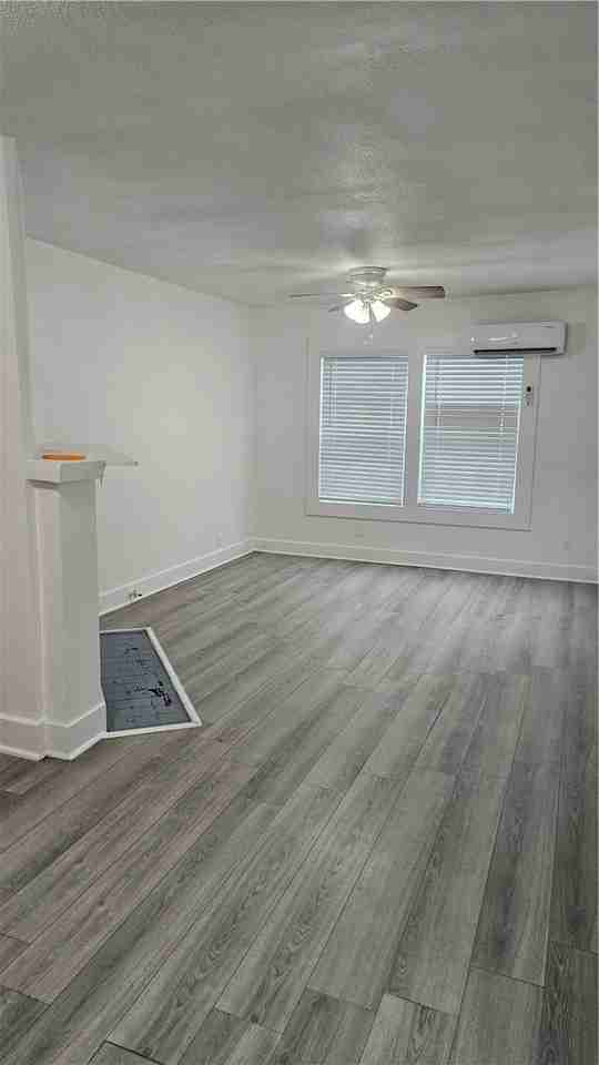 2306 Prescott St - Photo 6 of 13
