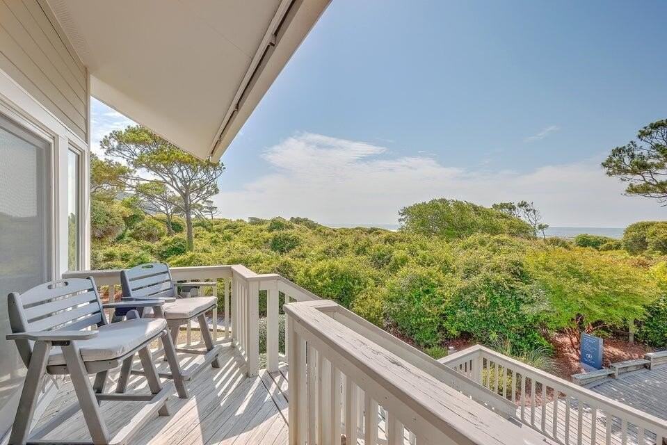 1115 Duneside Rd - Photo 3 of 34