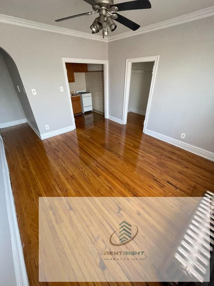4650 N Elston Ave #4656C5 - Photo 2 of 10