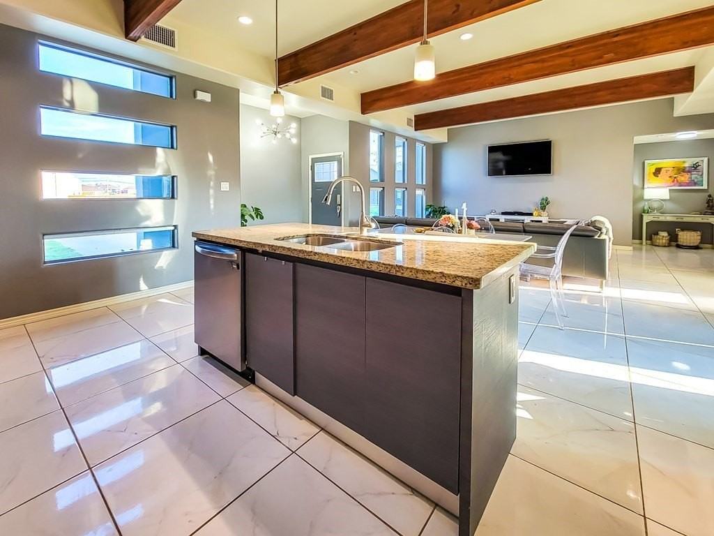 2375 Oak Breeze - Photo 7 of 13