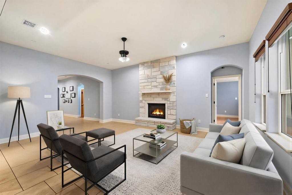 1503 Terrace View Dr - Photo 5 of 18