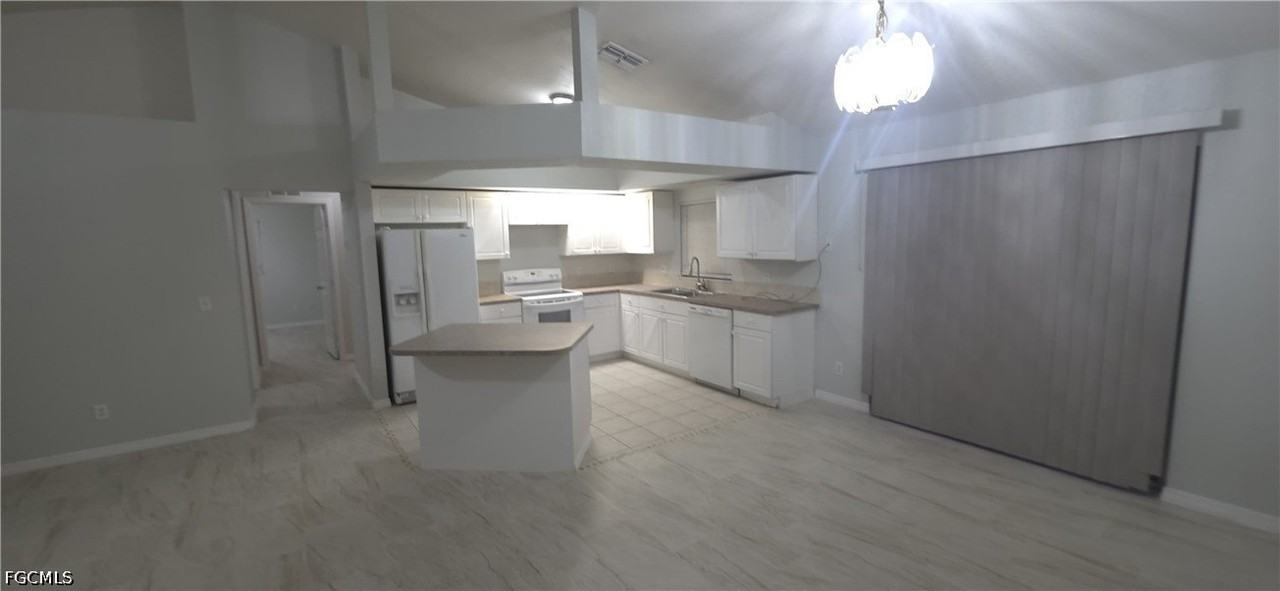 1144 Essex St E - Photo 2 of 12