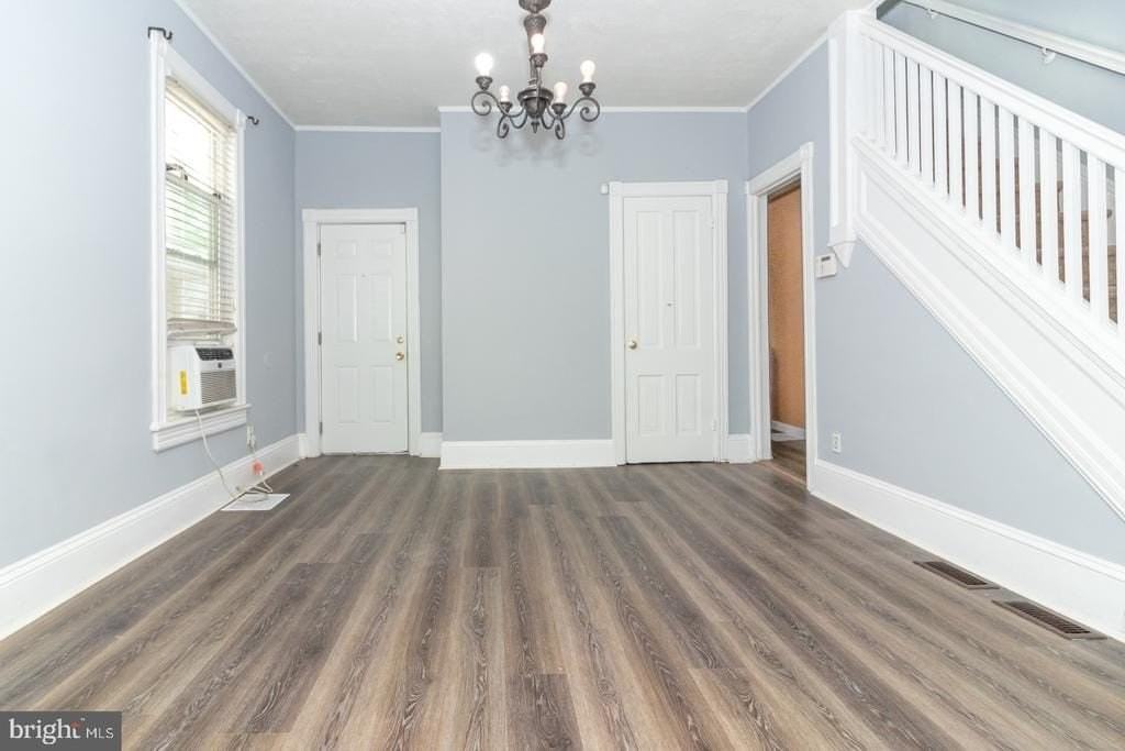635 Chambers St - Photo 7 of 27