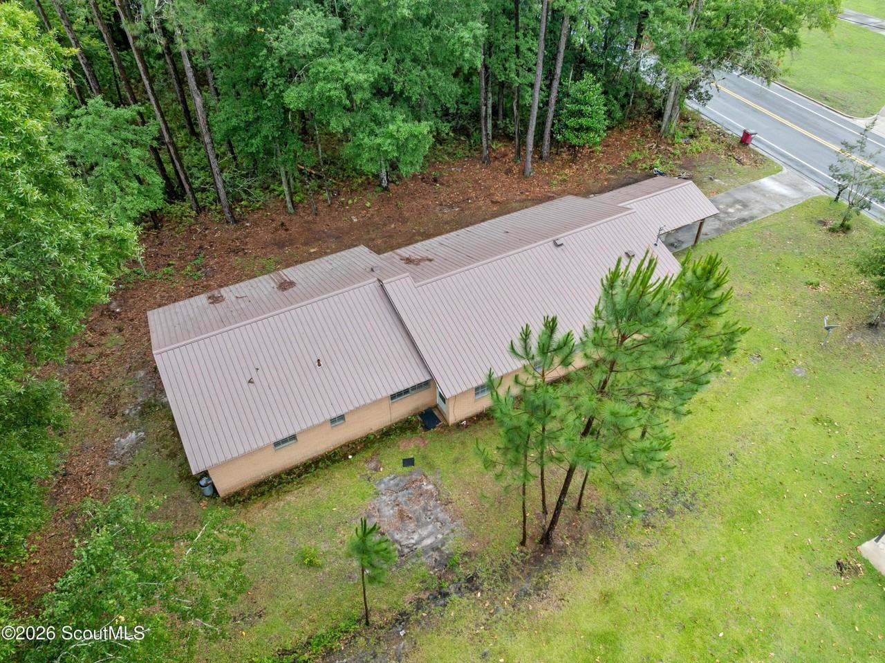 320 Brobston St - Photo 3 of 20
