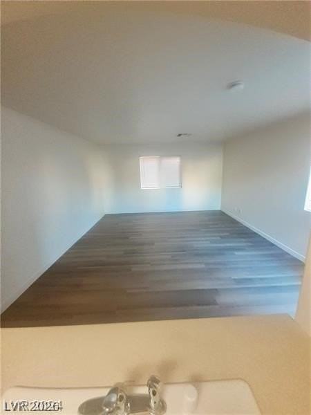 9210 Hollander Ave - Photo 4 of 9