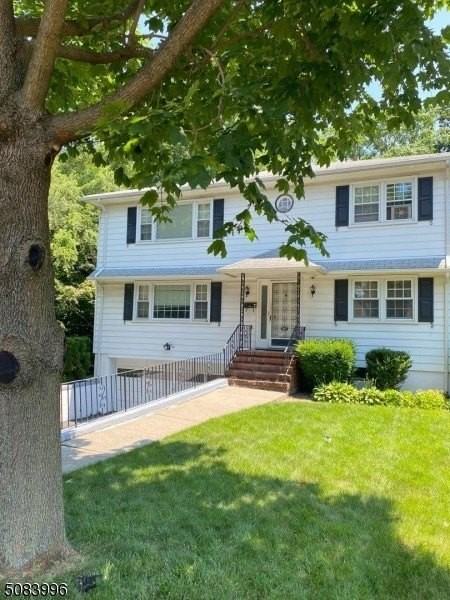 549 Broughton Ave #2