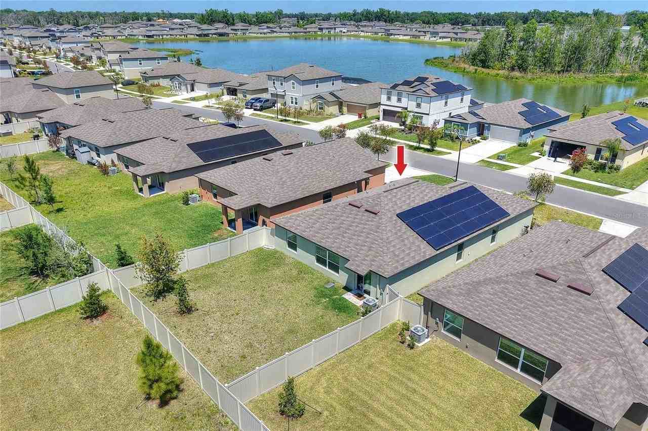 3603 Natural Trace St - Photo 4 of 39