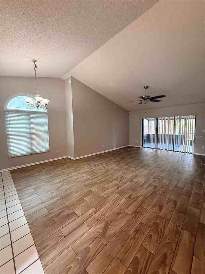 1104 Covington St - Photo 3 of 23