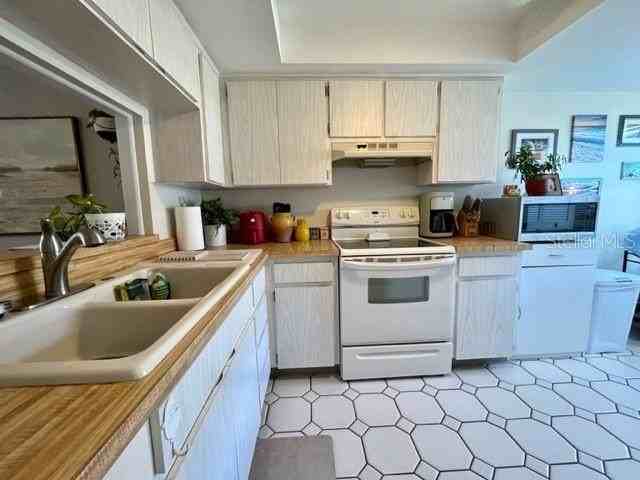 9616 Midiron Ct - Photo 4 of 32