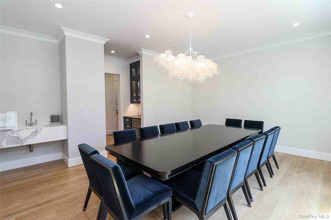 9 Tuddington Rd - Photo 3 of 34