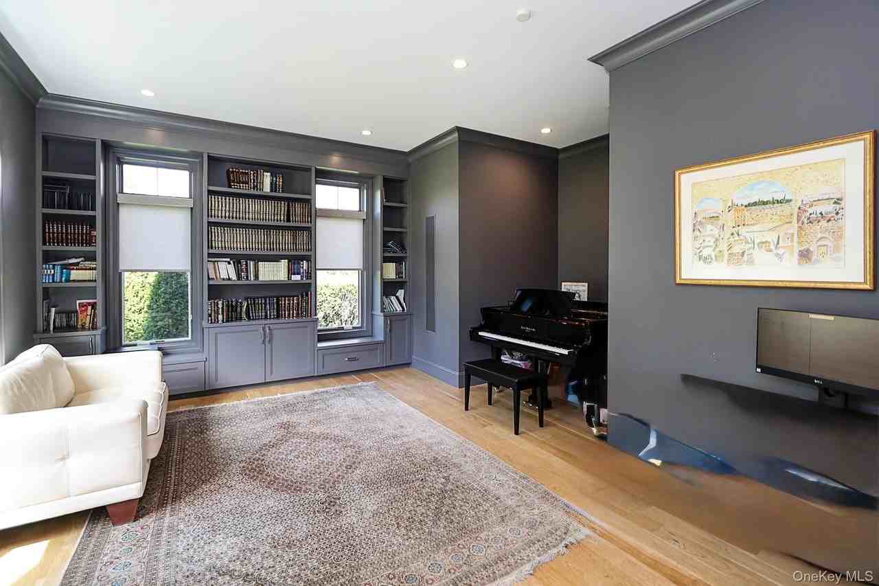 9 Tuddington Rd - Photo 5 of 34