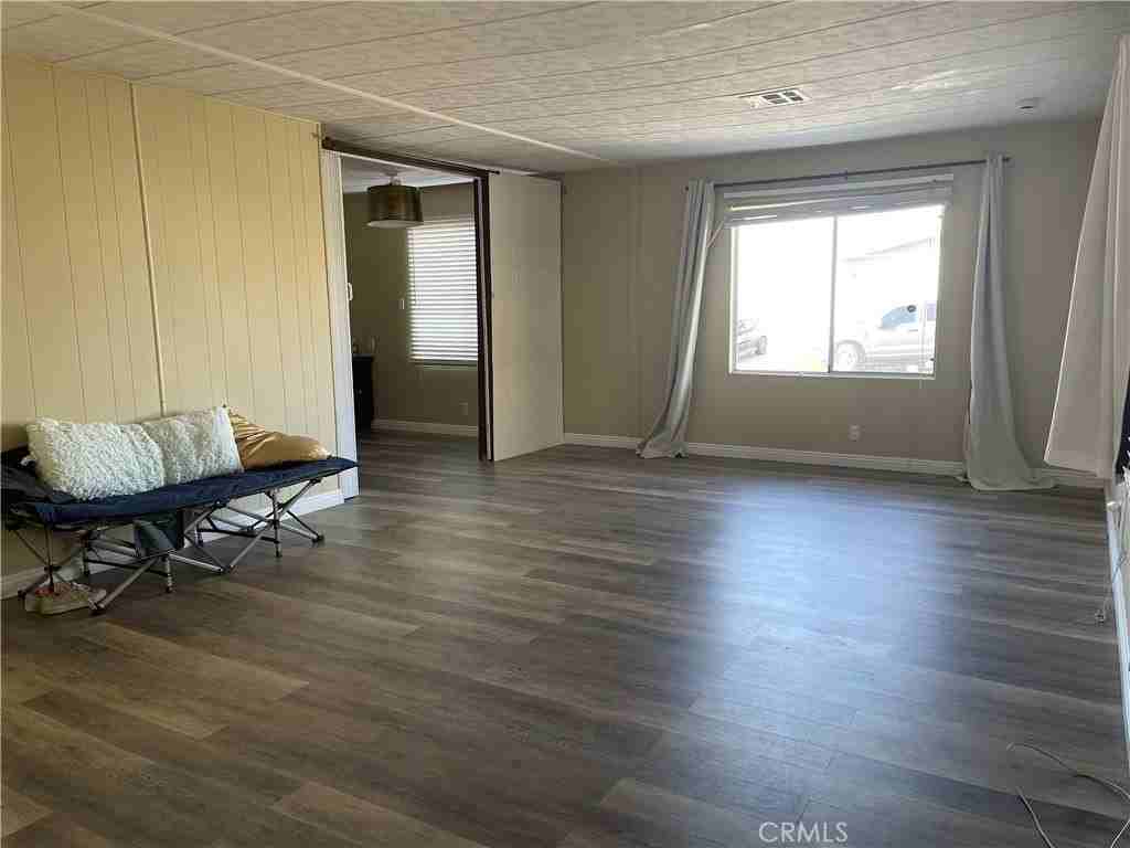 23057 Big Tee Dr - Photo 5 of 24