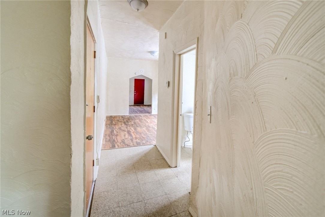 3467 E 149th St #1 - Photo 5 of 18