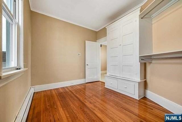 74 Plauderville Ave #3 - Photo 7 of 11