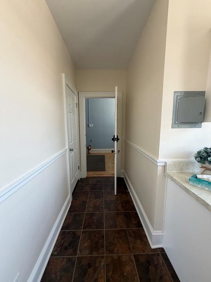 72 S Main St #A - Photo 3 of 11