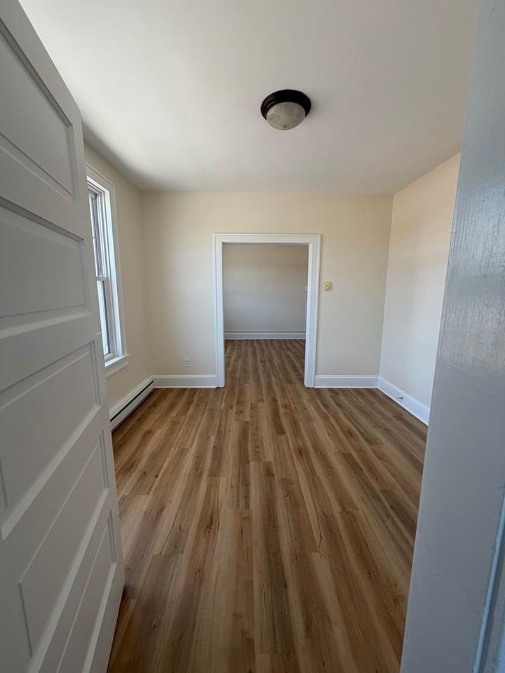72 S Main St #A - Photo 4 of 11