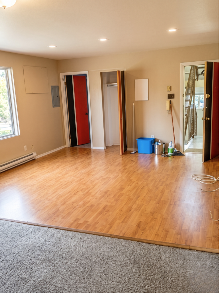2505 Avenue Letourneux #1 - Photo 2 of 10