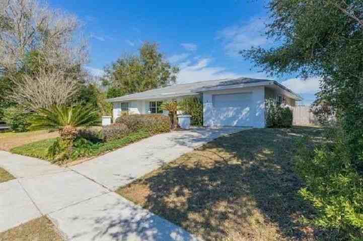 901 Mariana Pl - Photo 4 of 29