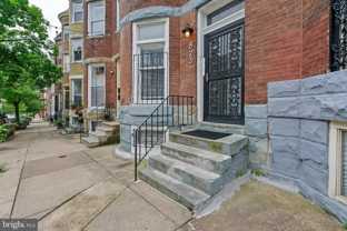 823 Newington Ave #1 - Photo 1 of 1