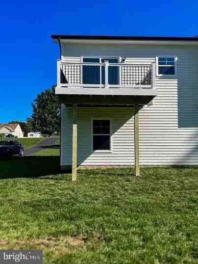 17 Carol St - Photo 5 of 40