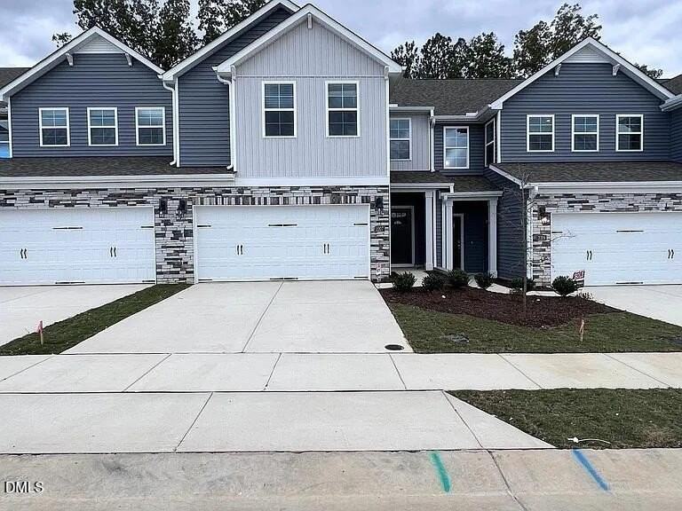 2207 Cherry Top Dr - Photo 2 of 46