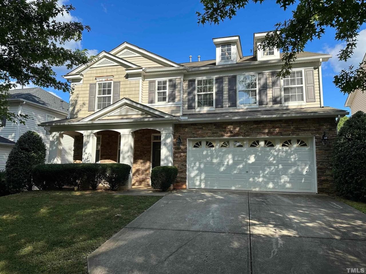 213 Bikram Dr - Photo 2 of 50