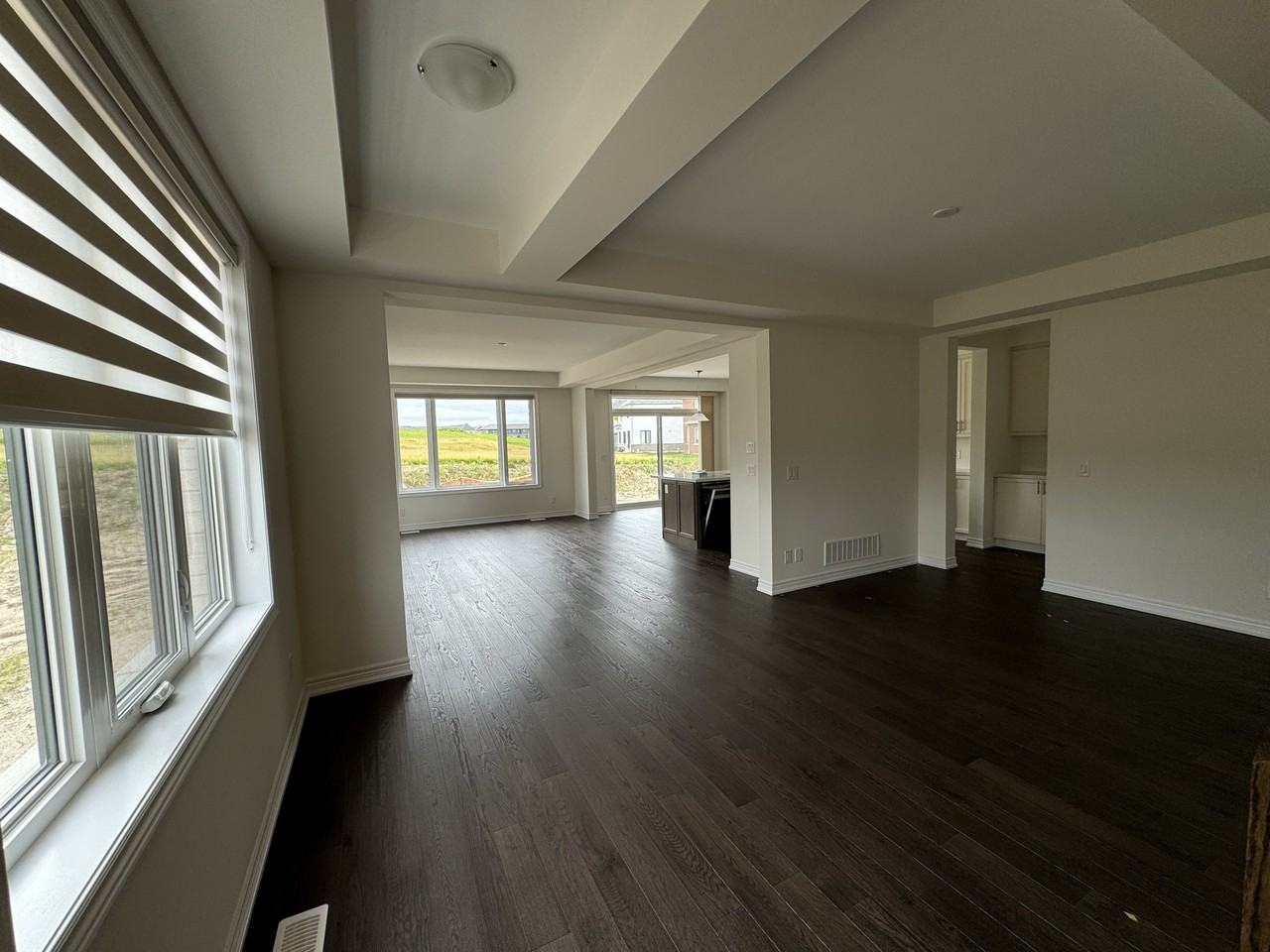 10 Guernsey Drive - Photo 4 of 12