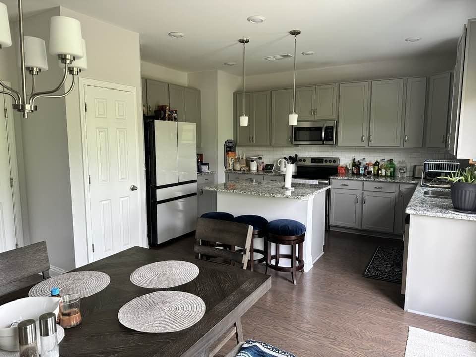 2060 Creekland View Blvd - Photo 2 of 4