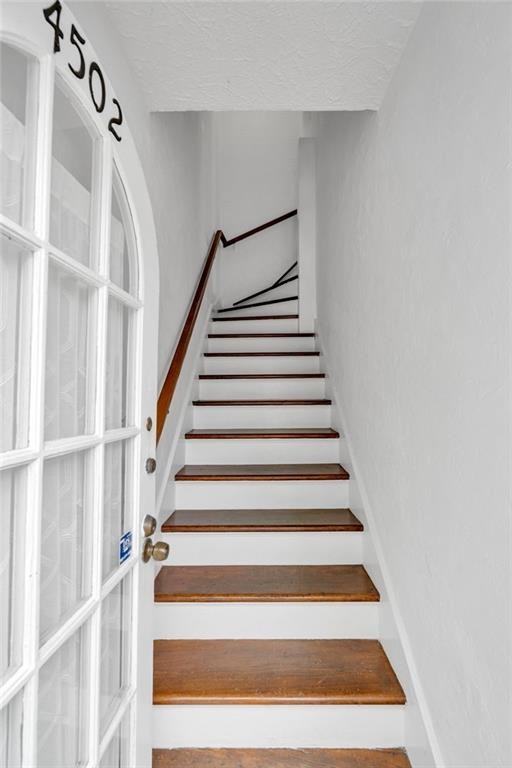 4502 Pitt St - Photo 3 of 30