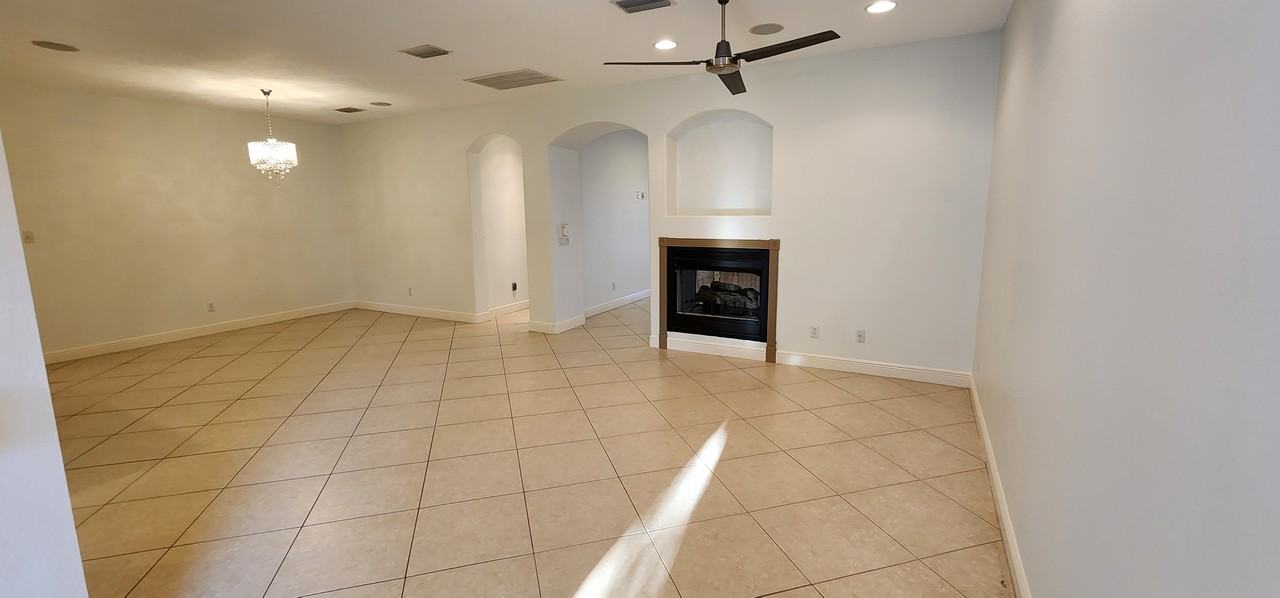 20003 Nob Oak Ave #1 - Photo 2 of 22