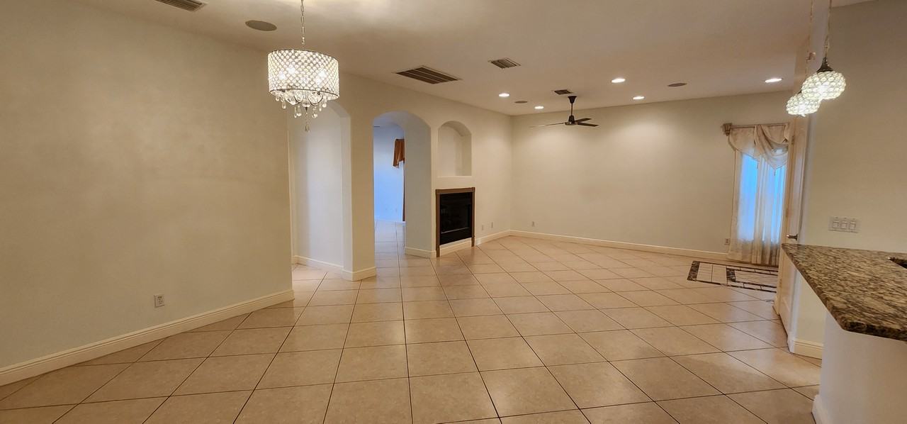20003 Nob Oak Ave #1 - Photo 5 of 22