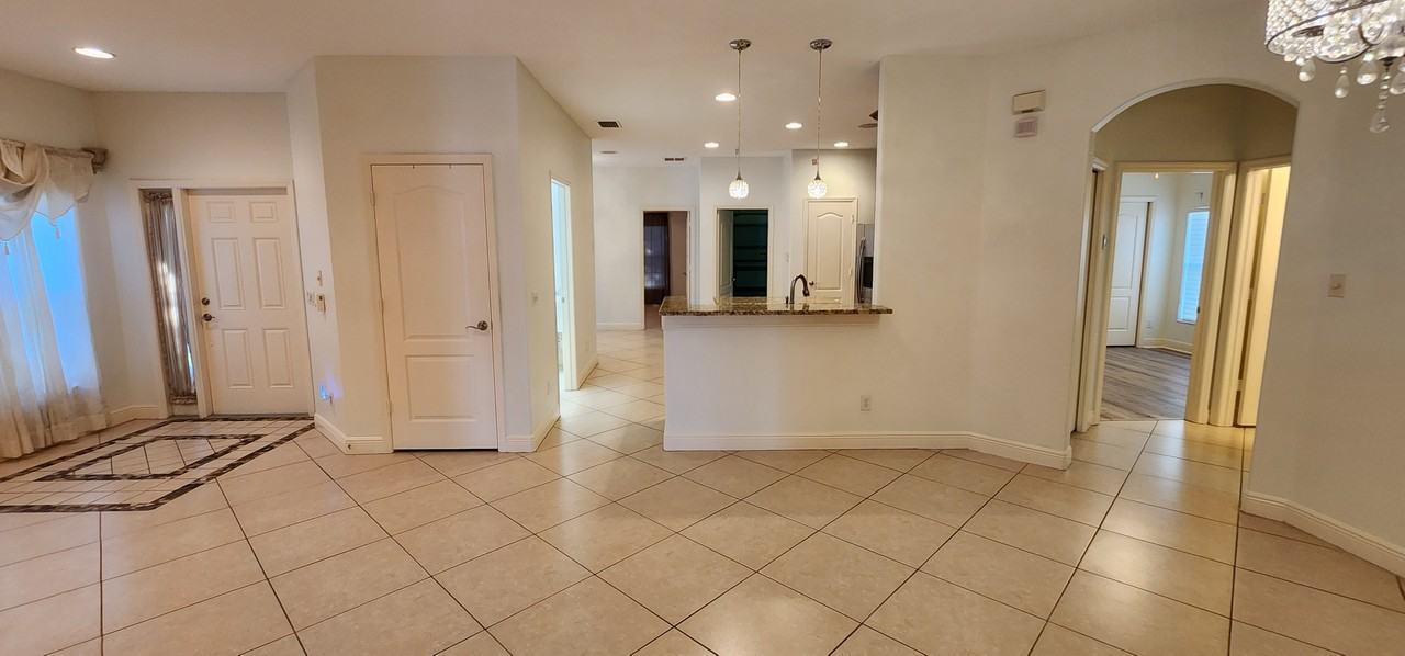 20003 Nob Oak Ave #1 - Photo 6 of 22