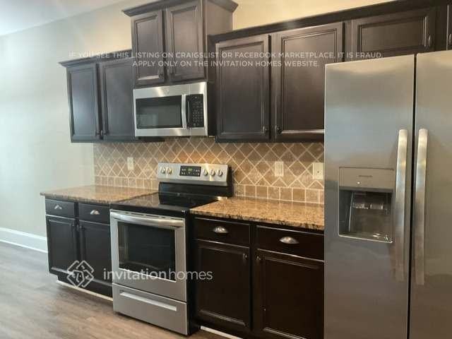 11 Chickapee Ct - Photo 5 of 15